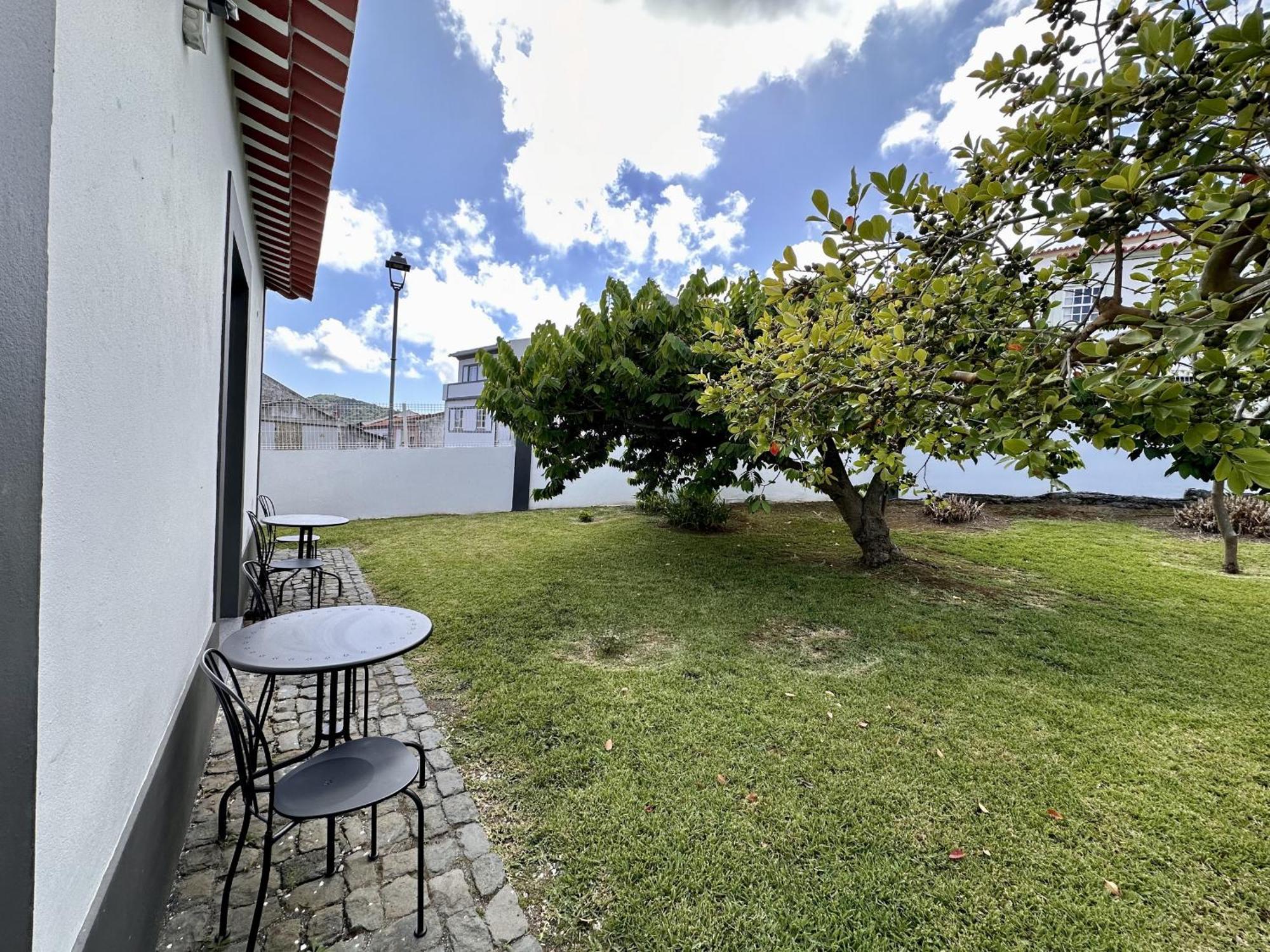 Angra Charming Suites By Seewest Angra do Heroísmo Dış mekan fotoğraf