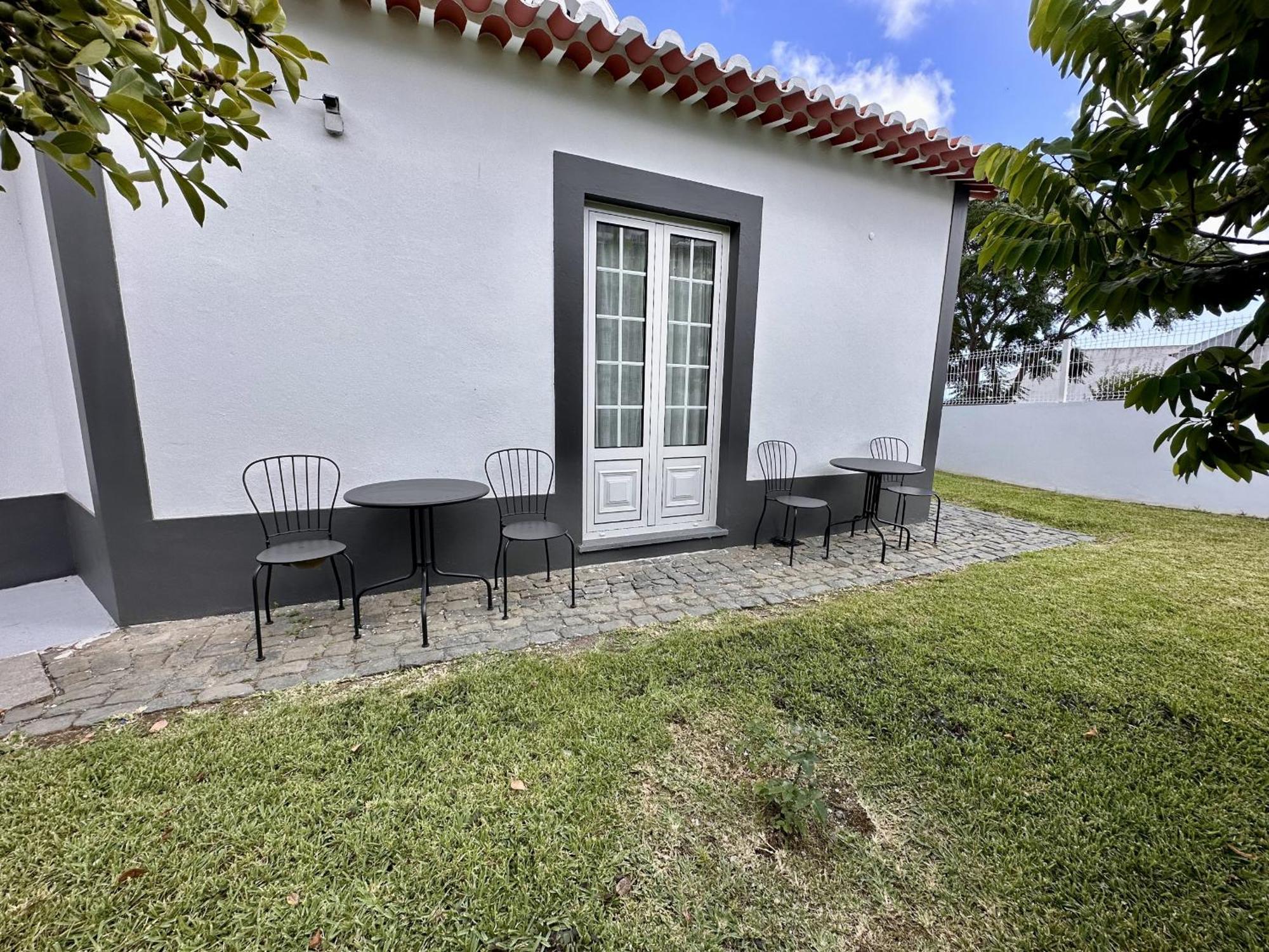 Angra Charming Suites By Seewest Angra do Heroísmo Dış mekan fotoğraf